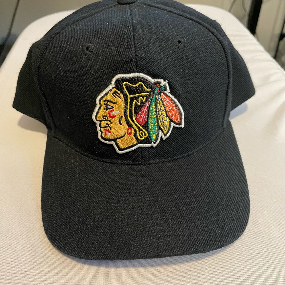 Vintage 90’s Chicago Blackhawks Sports Specialties Black Snapback Rare Hat